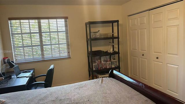1580 SW 164th Avenue, Pembroke Pines, FL 33027