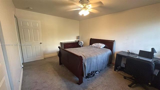 1580 SW 164th Avenue, Pembroke Pines, FL 33027
