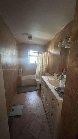 1580 SW 164th Avenue, Pembroke Pines, FL 33027