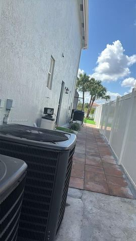1580 SW 164th Avenue, Pembroke Pines, FL 33027
