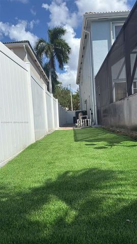1580 SW 164th Avenue, Pembroke Pines, FL 33027