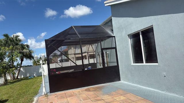 1580 SW 164th Avenue, Pembroke Pines, FL 33027