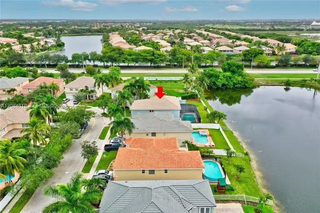 1580 SW 164th Avenue, Pembroke Pines, FL 33027