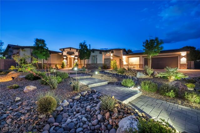 7780 Hickam Avenue, Las Vegas, NV 89129