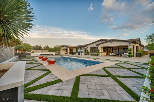 7780 Hickam Avenue, Las Vegas, NV 89129