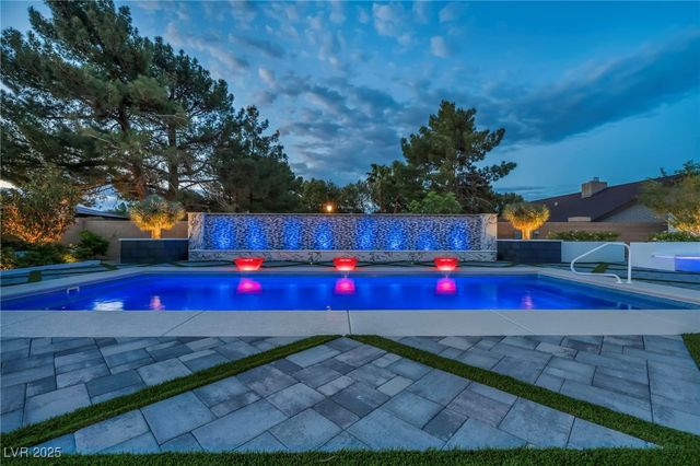 7780 Hickam Avenue, Las Vegas, NV 89129