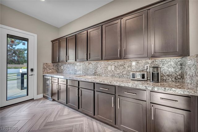 7780 Hickam Avenue, Las Vegas, NV 89129