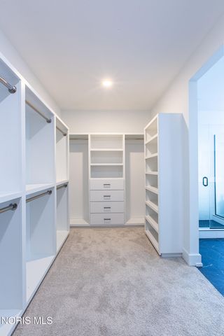 7261 Rolling Meadow Lane, Maumee, OH 43537