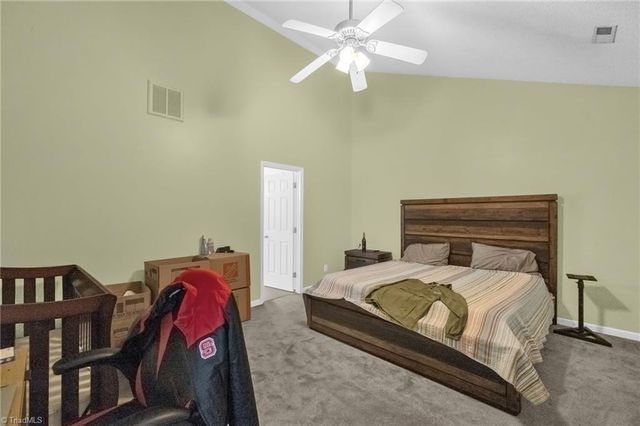 9 Compton Court, Greensboro, NC 27407