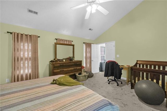 9 Compton Court, Greensboro, NC 27407