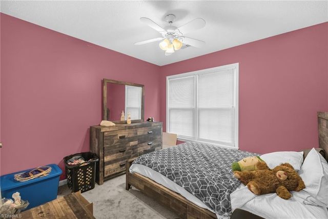 9 Compton Court, Greensboro, NC 27407