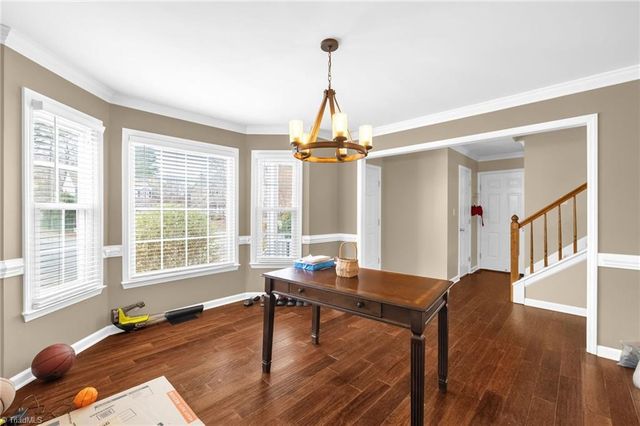 9 Compton Court, Greensboro, NC 27407