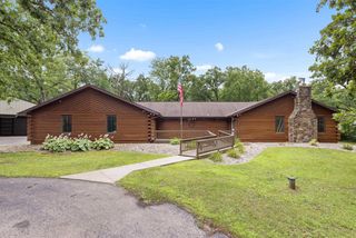 5322 W Deer Run Parkway, Beloit, WI 53511