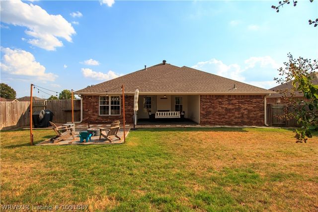402 Mountain Edge, Van Buren, AR 72956