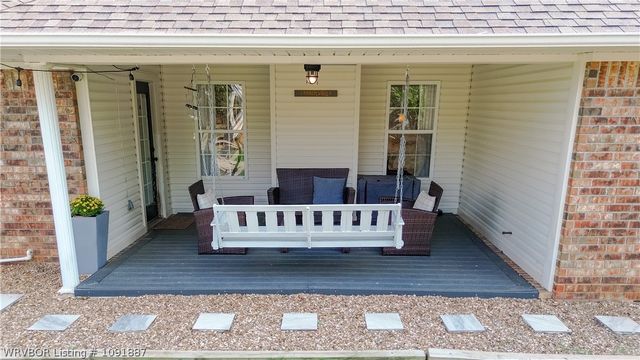 402 Mountain Edge, Van Buren, AR 72956