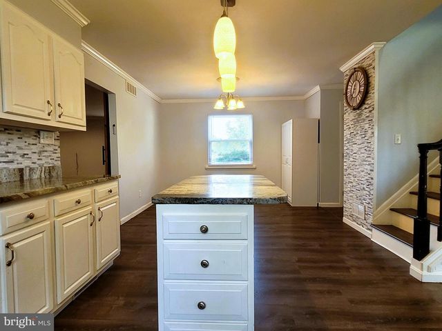 6 TUDOR CT, Dover, DE 19901