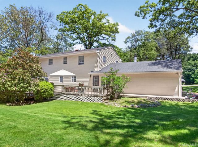 121 Sunset Road, Blauvelt, NY 10913