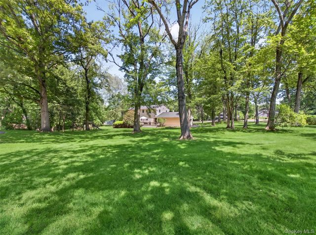 121 Sunset Road, Blauvelt, NY 10913
