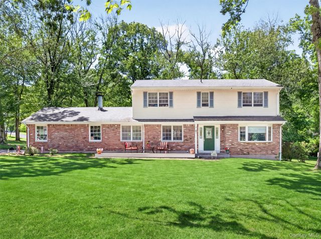 121 Sunset Road, Blauvelt, NY 10913