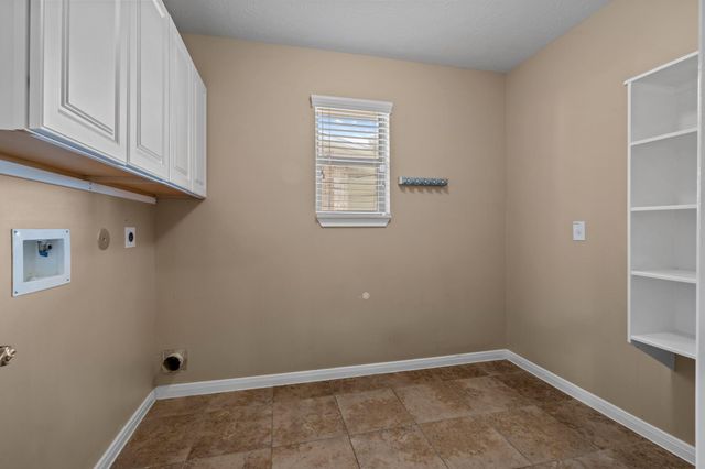 28027 Trade Wind Court, Rosharon, TX 77583