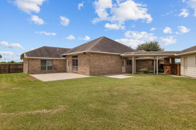 28027 Trade Wind Court, Rosharon, TX 77583