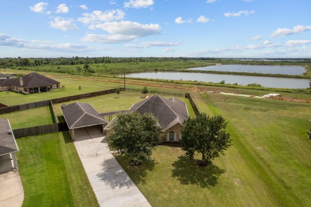 28027 Trade Wind Court, Rosharon, TX 77583