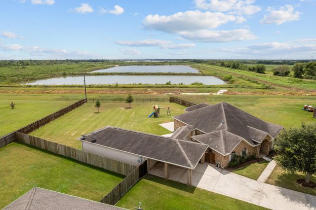 28027 Trade Wind Court, Rosharon, TX 77583