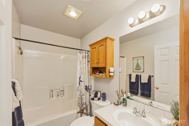 17010 Trout Drive, Mount Vernon, WA 98274