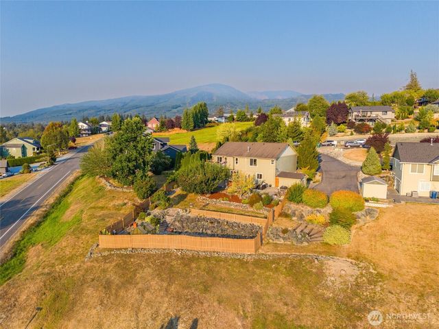 17010 Trout Drive, Mount Vernon, WA 98274