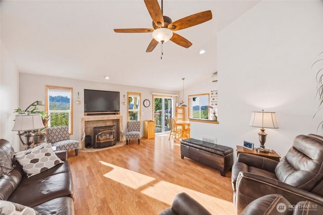 17010 Trout Drive, Mount Vernon, WA 98274