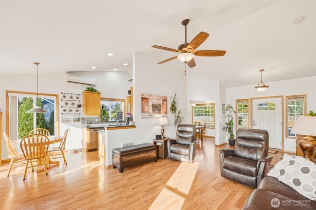 17010 Trout Drive, Mount Vernon, WA 98274