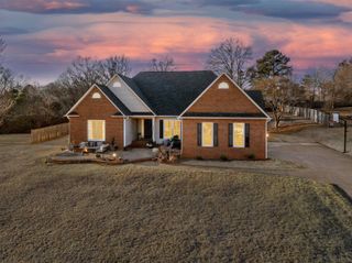 404 Grayson Drive, Moore, SC 29369
