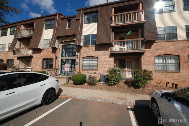 202 Green Hollow Drive, Iselin, NJ 08830