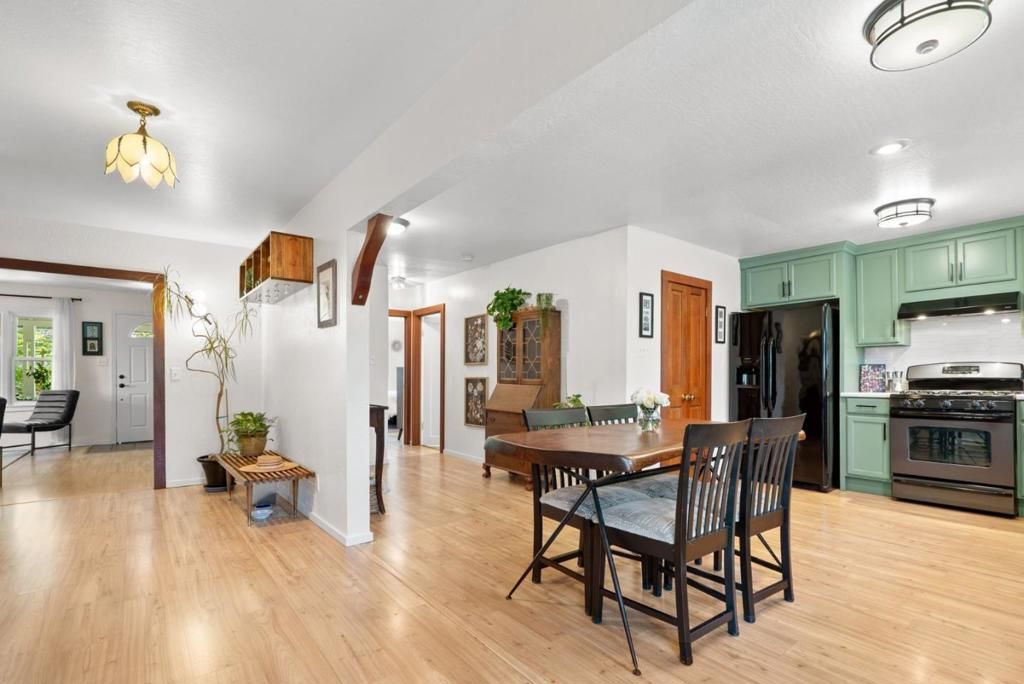 Image 12 of property listing at 280 Main Street, Ben Lomond, CA 95005