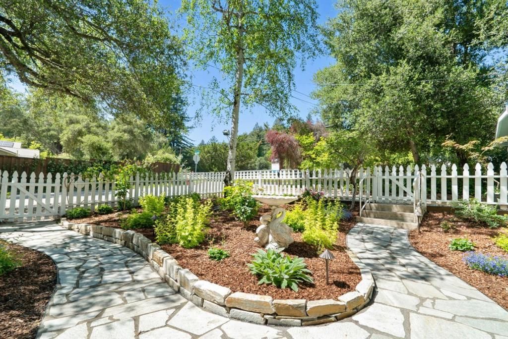 Image 34 of property listing at 280 Main Street, Ben Lomond, CA 95005