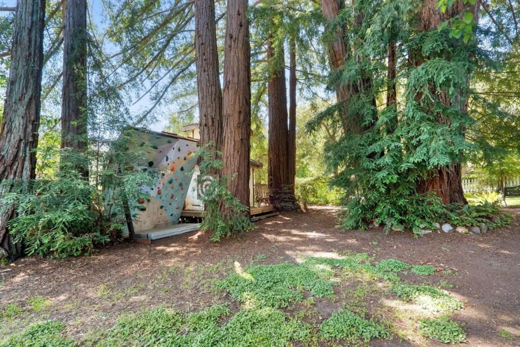 Image 37 of property listing at 280 Main Street, Ben Lomond, CA 95005