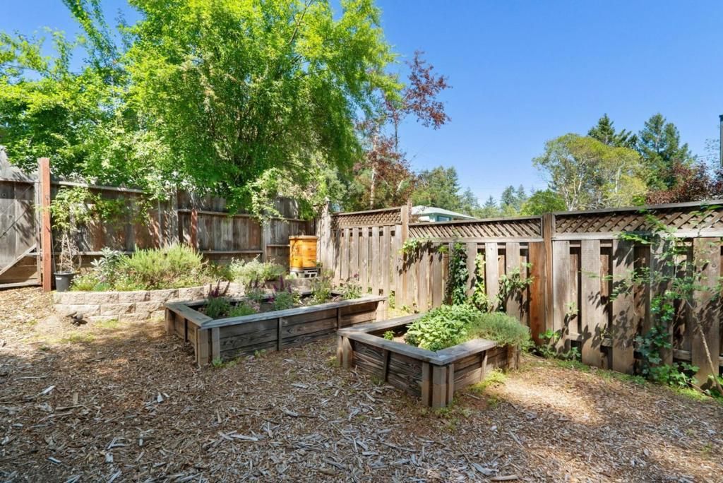 Image 40 of property listing at 280 Main Street, Ben Lomond, CA 95005