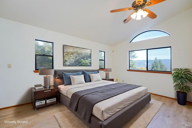 301 Toyon Rd, Ukiah, CA 95482