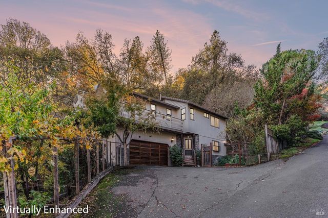 301 Toyon Rd, Ukiah, CA 95482