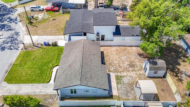 8639 MAY CIRCLE, Tampa, FL 33614