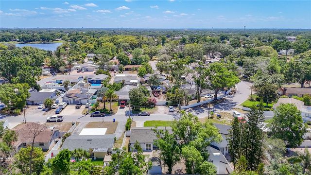 8639 MAY CIRCLE, Tampa, FL 33614
