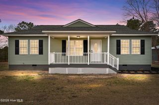 122 Fullers Way, Aberdeen, NC 28315