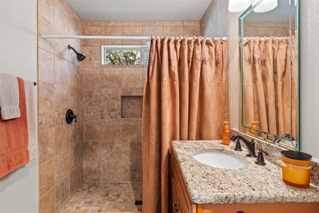 10517 Ravenswood Road, Granbury, TX 76049