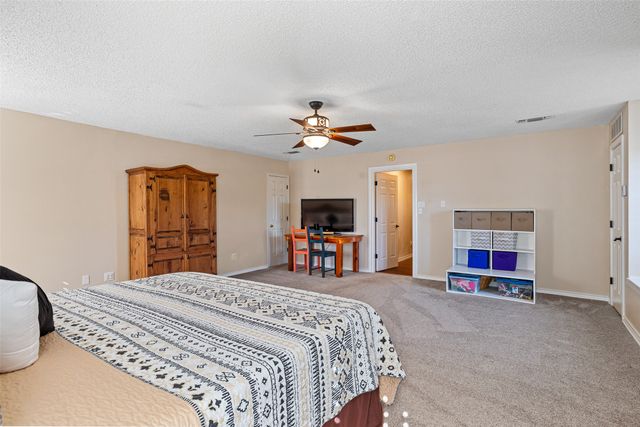 10517 Ravenswood Road, Granbury, TX 76049