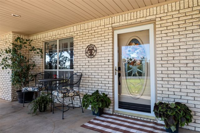 10517 Ravenswood Road, Granbury, TX 76049