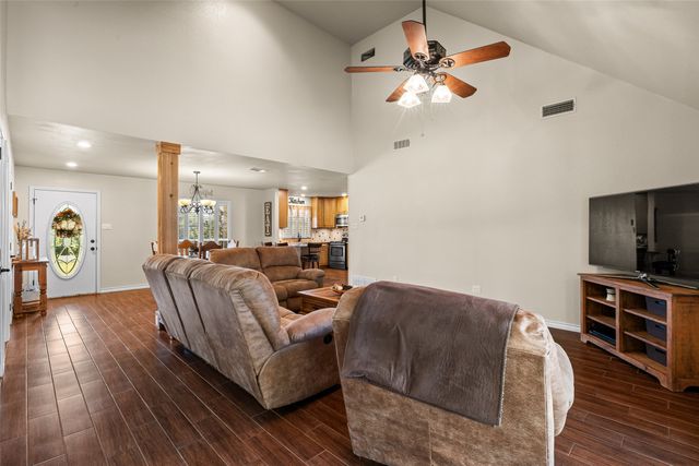 10517 Ravenswood Road, Granbury, TX 76049