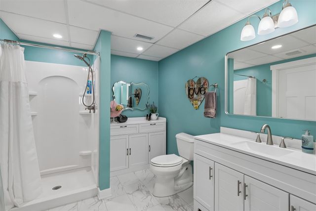 405 Plumwood Court SW, Altoona, IA 50009