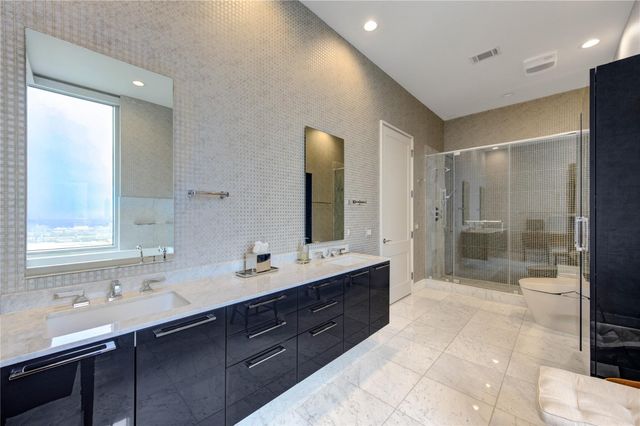 2727 Kirby Drive 27D, Houston, TX 77098