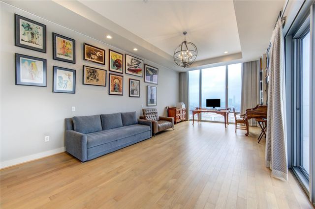 2727 Kirby Drive 27D, Houston, TX 77098