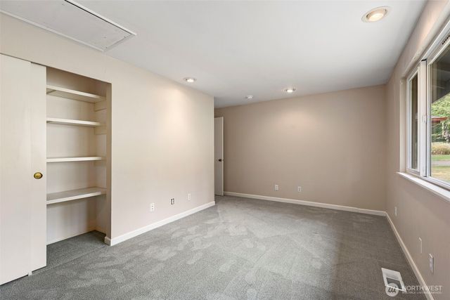 9271 Kristine Drive NW, Bremerton, WA 98311
